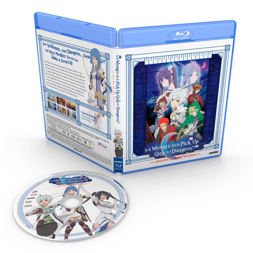 Is It Wrong to Try to Pick Up Girls in a Dungeon? Arrow of the Orion Blu-ray Disc Spread