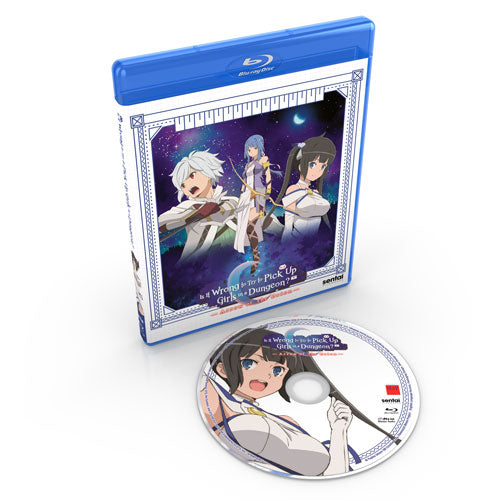 Is It Wrong to Try to Pick Up Girls in a Dungeon? Arrow of the Orion Blu-ray Disc Spread